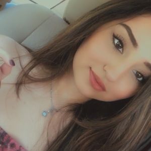 Meet your Posher, Ariana